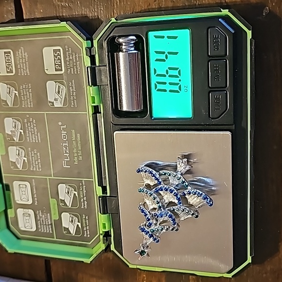 Gerry's Figural Christmas tree Brooch - Picture 11 of 12